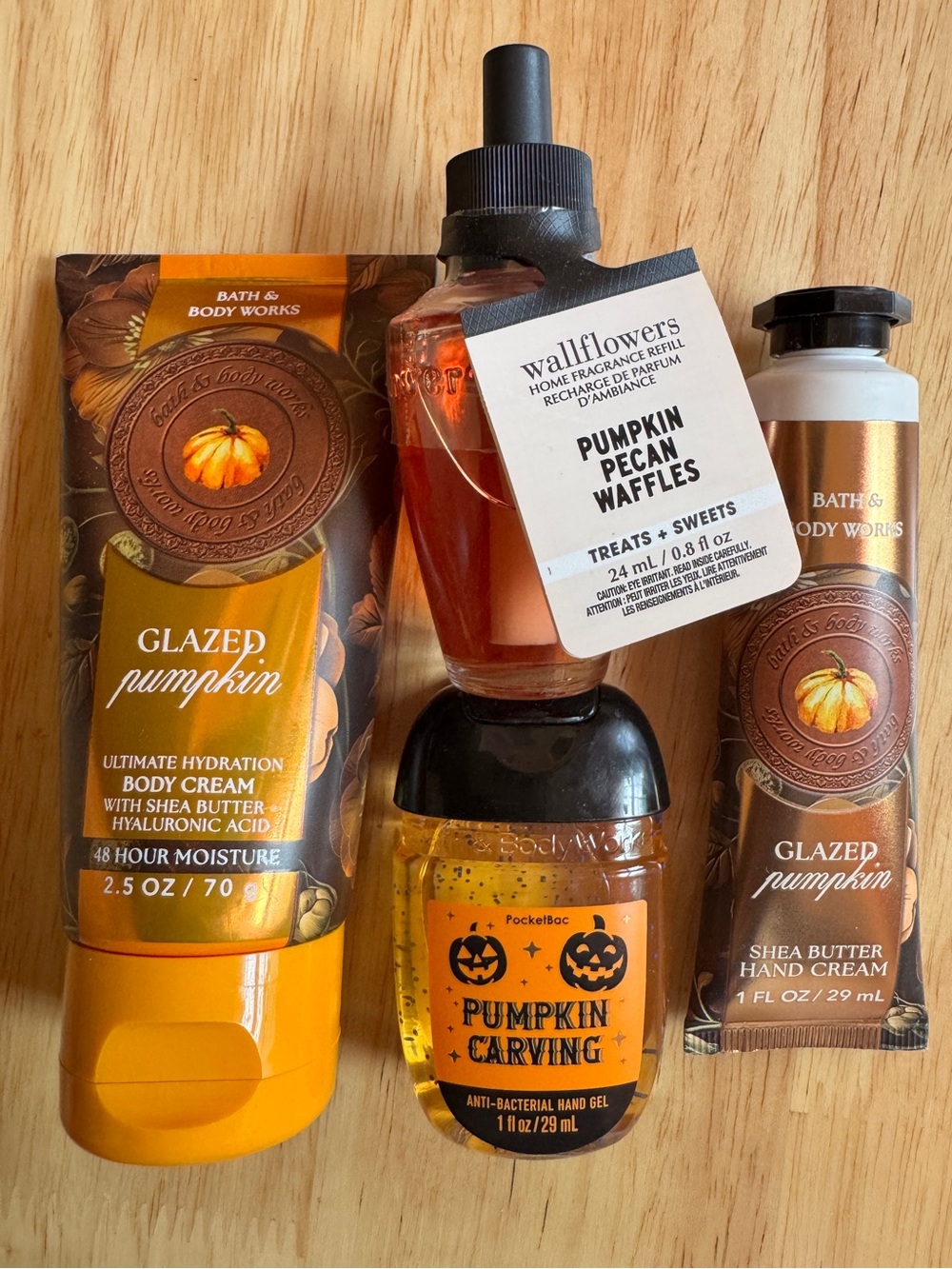 Bath & Body Works Glazed Pumpkin Hand & Body Gift Set — Orange, Black